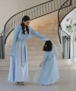 Alternative view of Cielo Girls