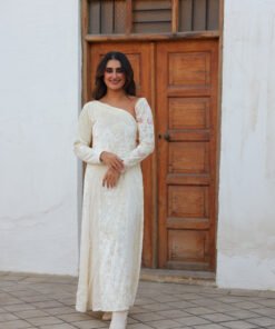 Alternative view of Luna Kaftan